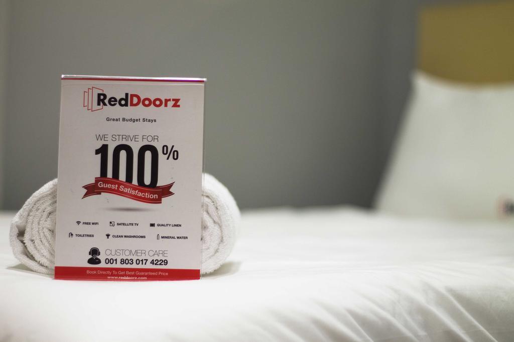 Reddoorz @ Umalas スミニャック エクステリア 写真